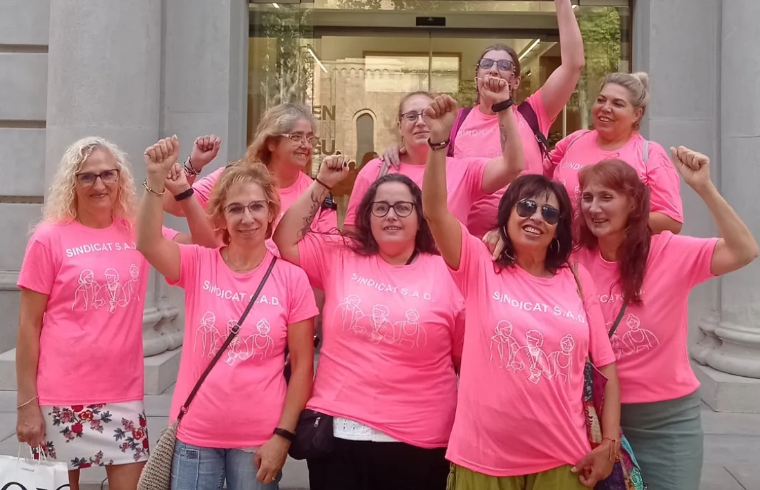 Afiliades al SAD celebren la sentència.