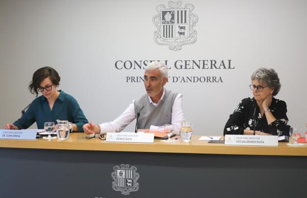 p. 04 segues, magallon vela