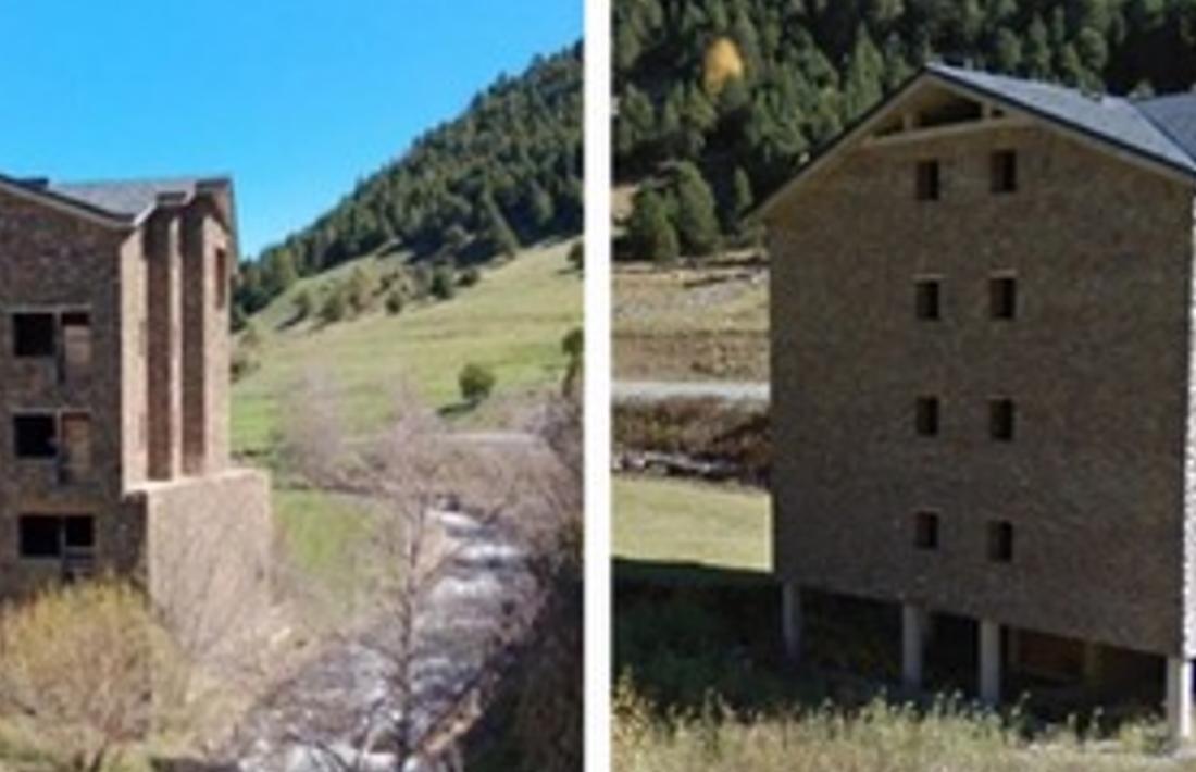 Les dues edificacions que es volen enderrocar a la vall d'Incles.