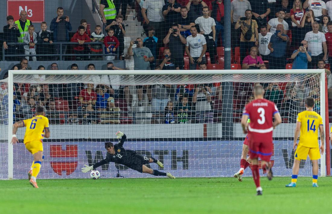 Iker no va poder aturar el penal llançat per Aleksandar Mitrović.