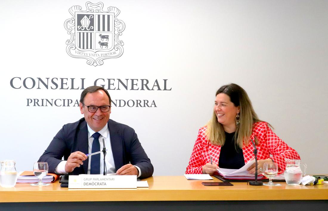Jordana i Martisella presenten la proposició de llei del Registre Civil.