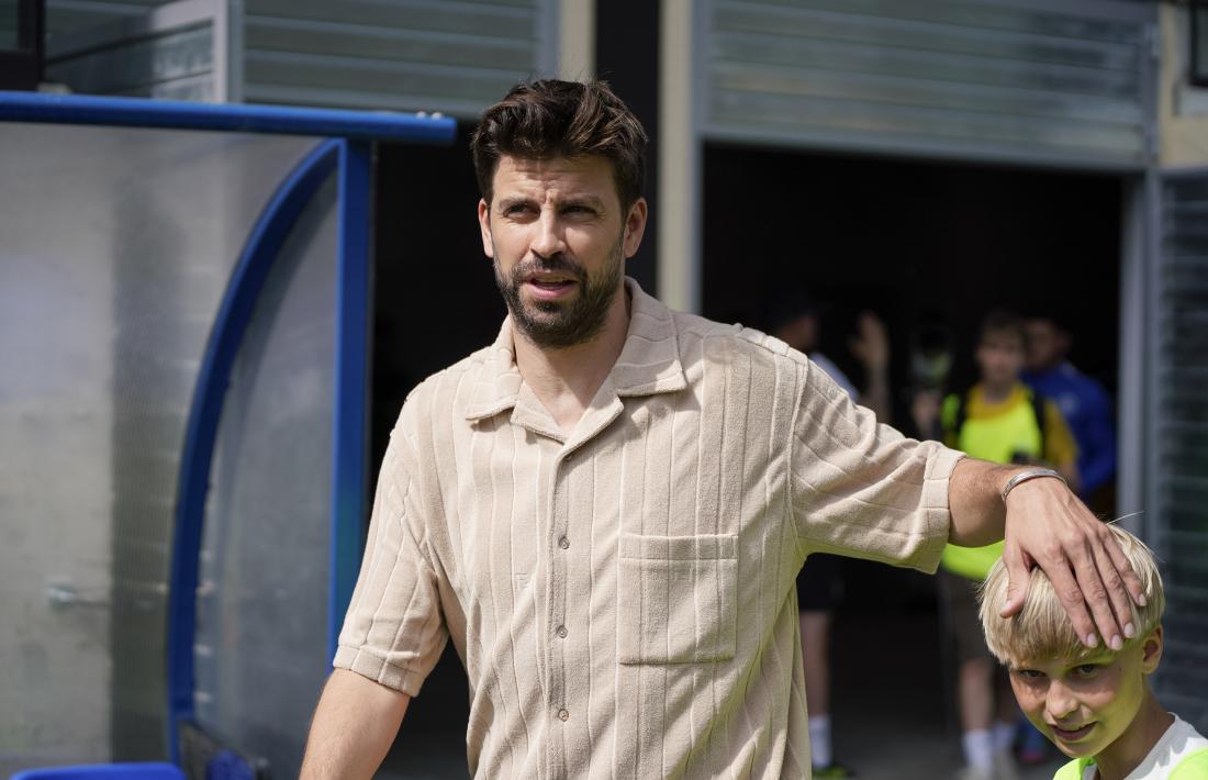 Gerard Piqué, màxim accionista de l’FC Andorra, treu a passejar la xequera en la tornada a Ponferrada.