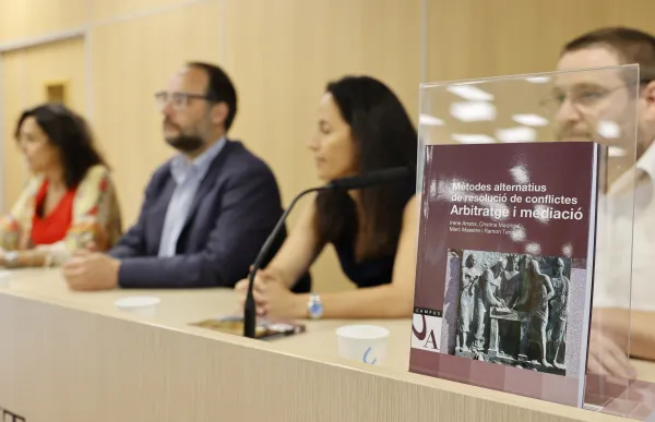 llibre uda