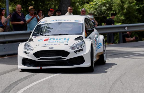 p. 29 gerard de la casa a sant feliu de codines fotoesport