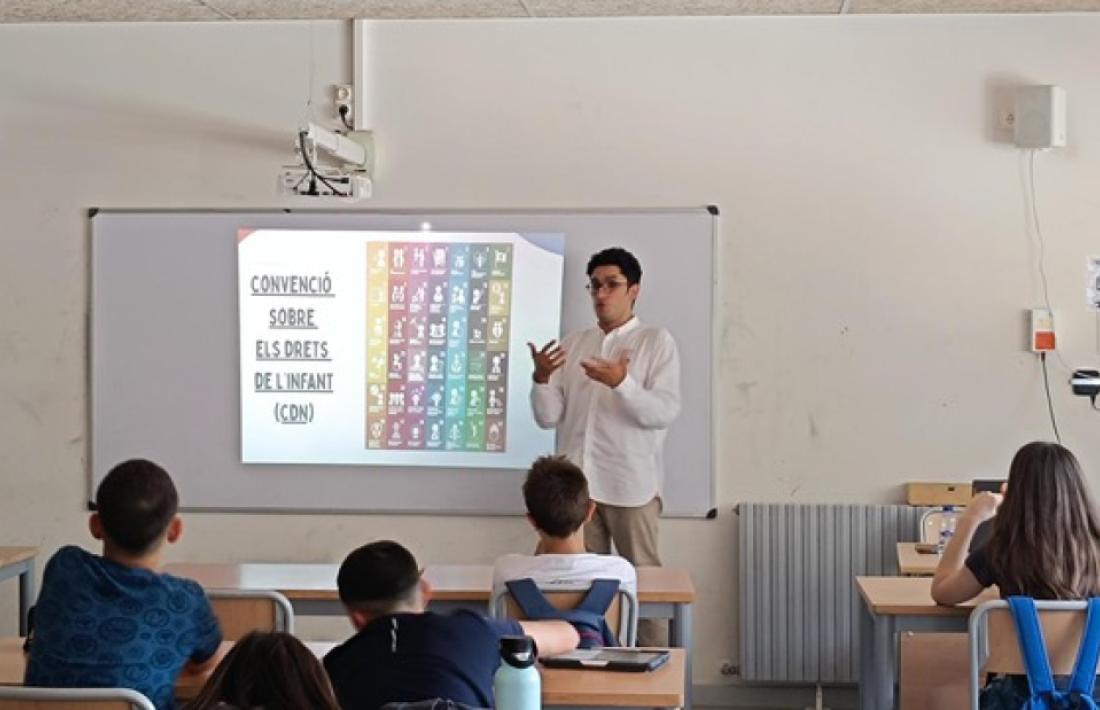 Un dels tallers sobre drets humans impulsats pel raonador.