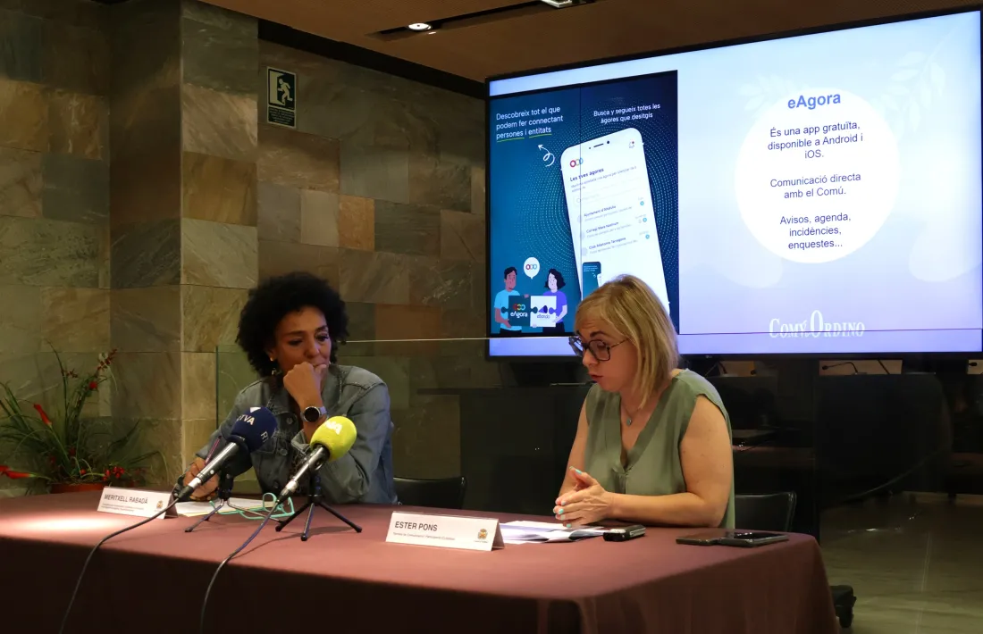 Un moment de la presentació de la nova aplicació.