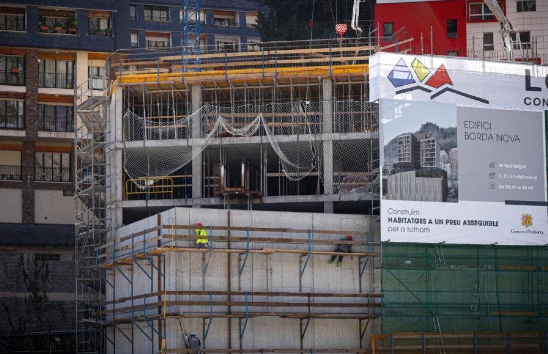Treballs de construcció de l’edifici de la Borda Nova 1.