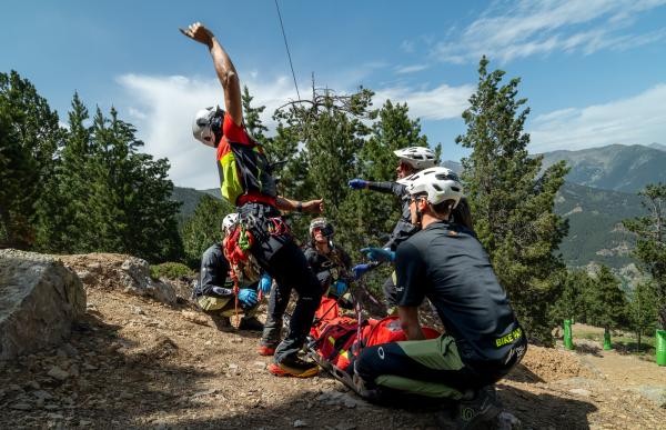 p. 29 simulacre evacuació per a la copa del món de btt foto pal arinsal