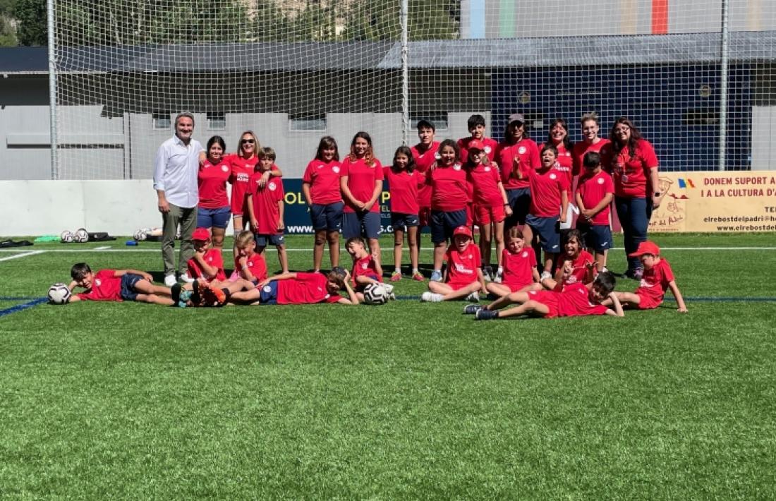 Els participants d'una edició anterior del campus Tots marquem.