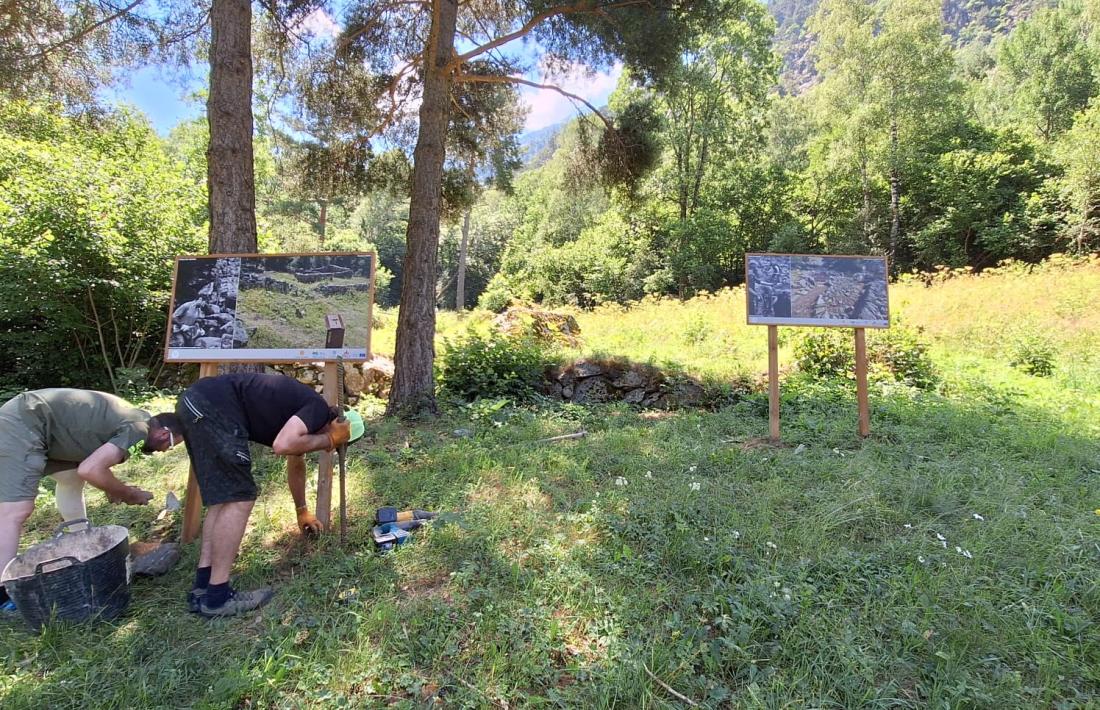 La mostra fotogràfica, gens invasiva, recalquen des de Patrimoni, acabava de muntar-se ahir mateix. 