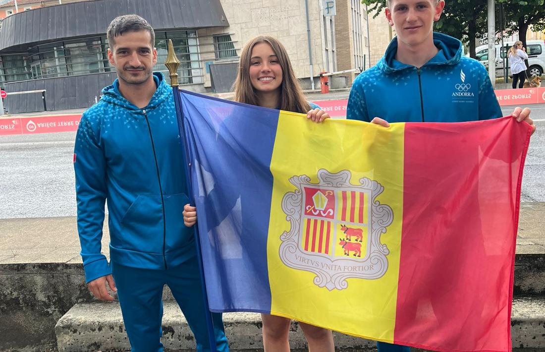 Adrià Martín amb Ona Perelegre i Nil Checa a Foix