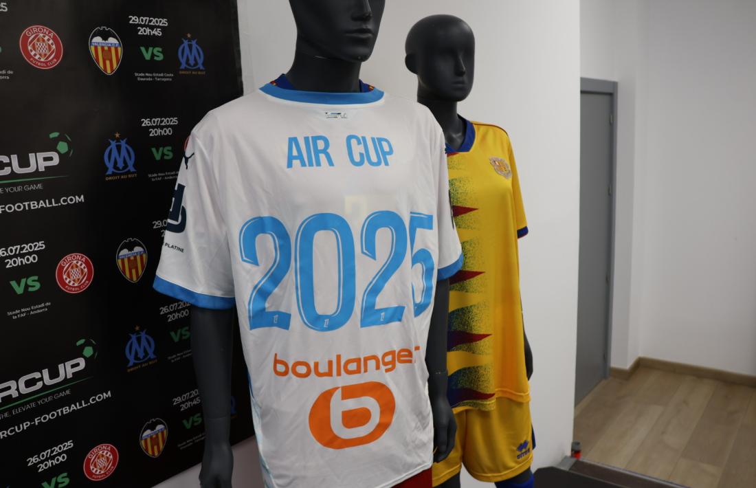 L’equipació oficial de la primera edició de l’AirCup.