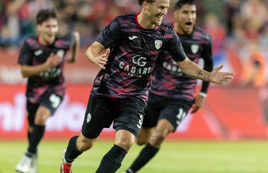 Cisteró celebra un dels gols contra el Borac en el partit disputat a  Banja Luka.