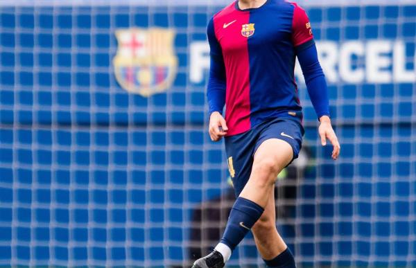 p. 30 alvaro cortes primera foto barça atletic