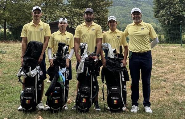 p. 30 seleccio golf a bulgaria foto fga