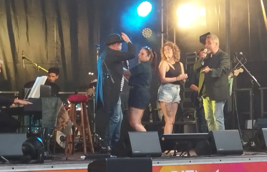 El moment de les espontànies, a 'Aquellas pequeñas cosas', sensacional al ritme rumber: "Igual, pero con gracia".