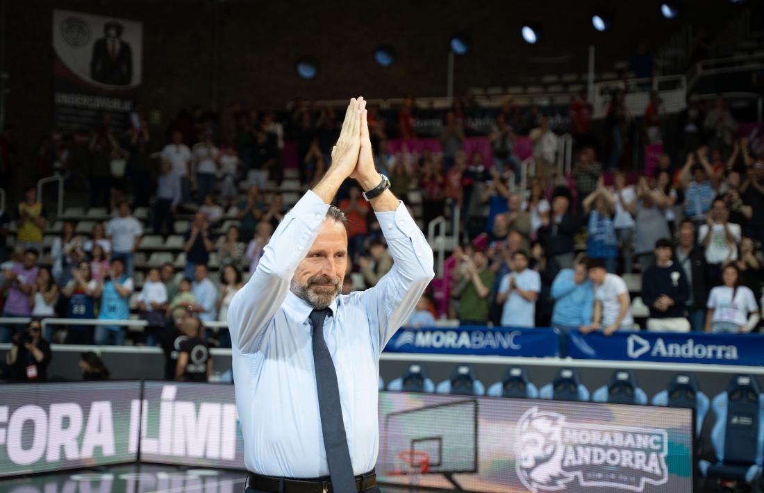 Joan Plaza ja té data d'inici i llistat d'amistosos.