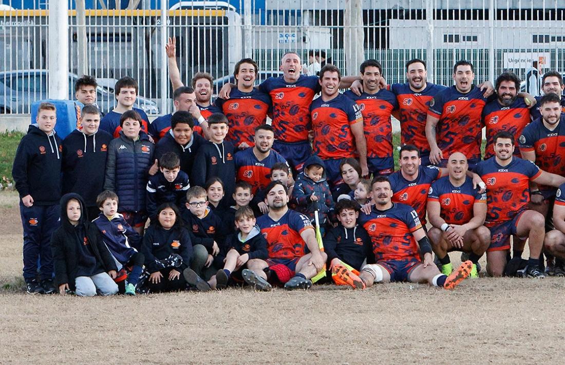 Òscar Mató, el primer adult assegut per l'esquerre amb el RC L'Hospitalet.