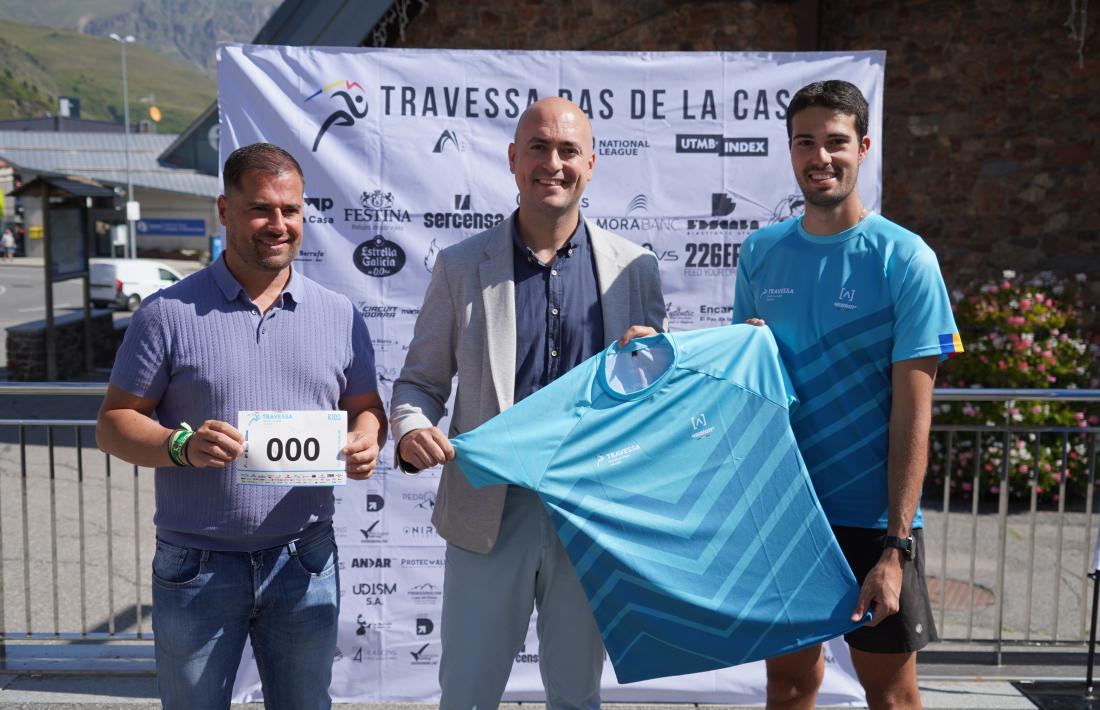 La Travessa Pas de la Casa es va presentar ahir a la plaça de l'Església.