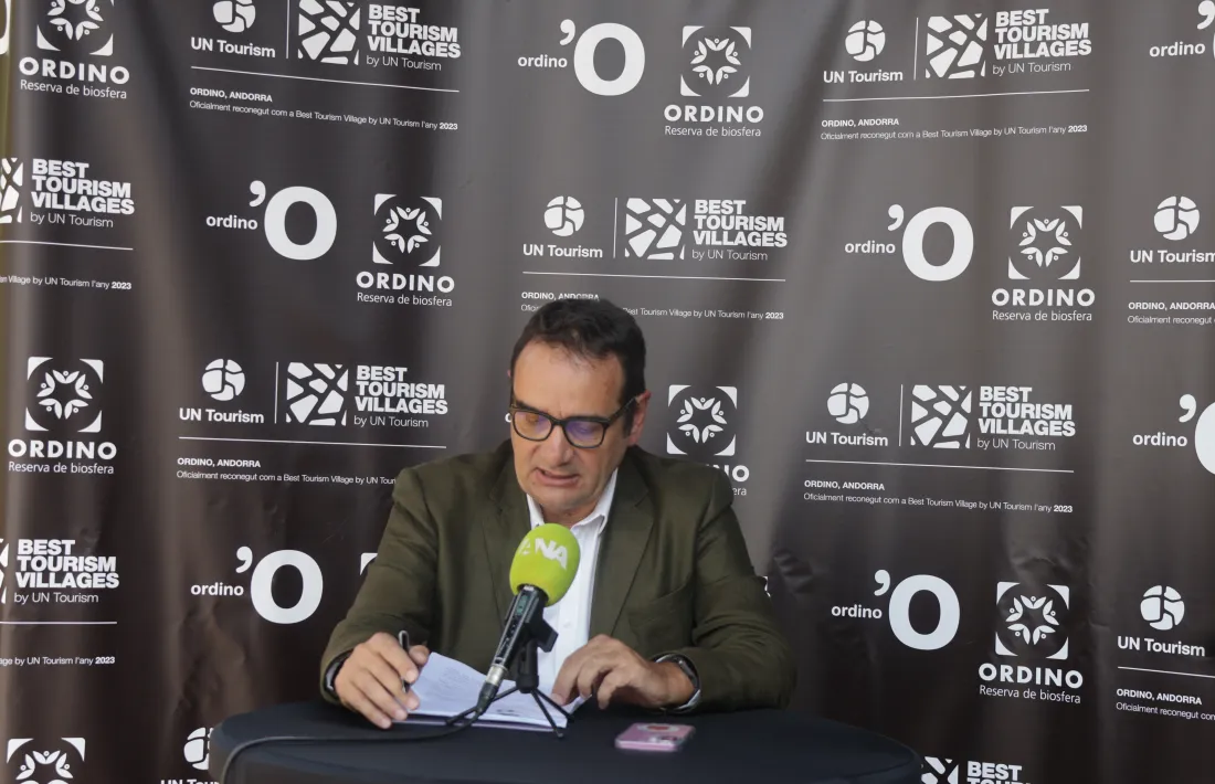 El conseller de Turisme, Esports i Dinamització d’Ordino, Jordi Serracanta, ha estat l'encarregat de presentar la nova edició del mercat artesanal.