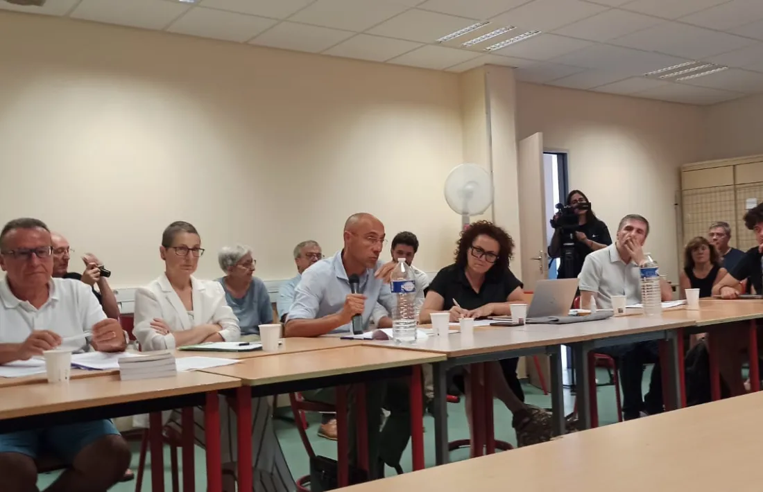 El secretari d’Estat d’Economia, Treball i Habitatge, Jordi Puy, intervenint a la Diada andorrana a l’UCE.