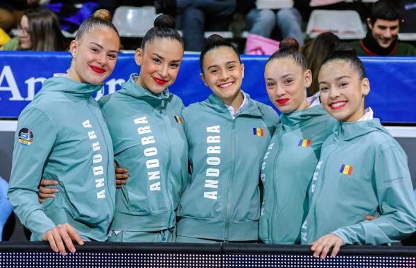 p. 23 gimnastica ritmica mundial rio foto fag