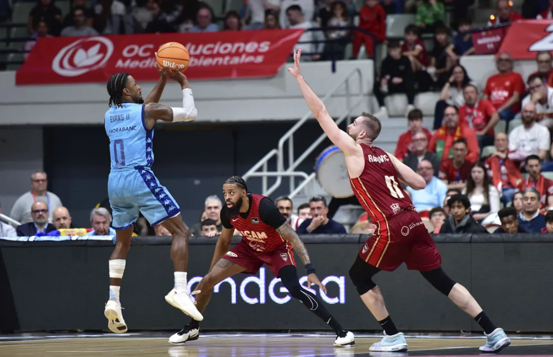 Shannon Evans II va ser el millor en l'últim partit disputat a Múrcia amb 27 punts i 8 assistències.