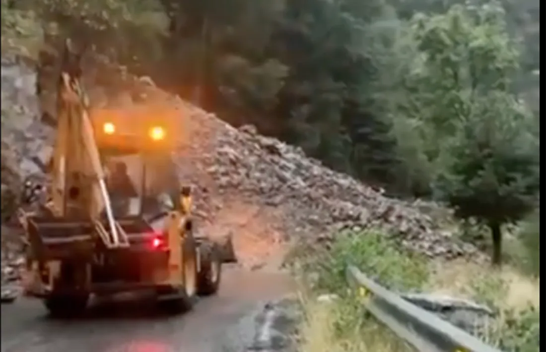 Esllavissada a la carretera d’Ós de Civís.
