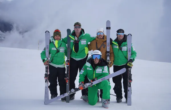 p. 23 L'equip de Joan Verdú, al complet a Saas Fee_FOTO FAE