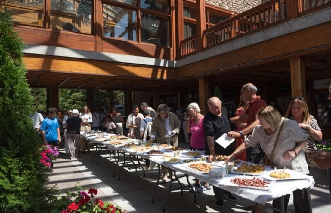 La festa de Sant Bartomeu també ha comptat amb un aperitiu.