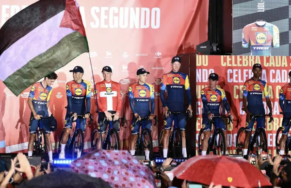 p. 08.2 La Vuelta - AFP