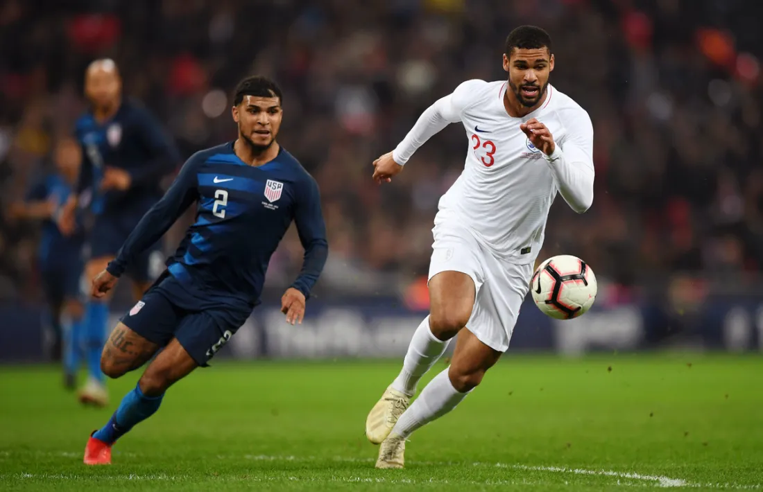 Ruben Loftus-Cheek, migcampista del Milà, amb Anglaterra.