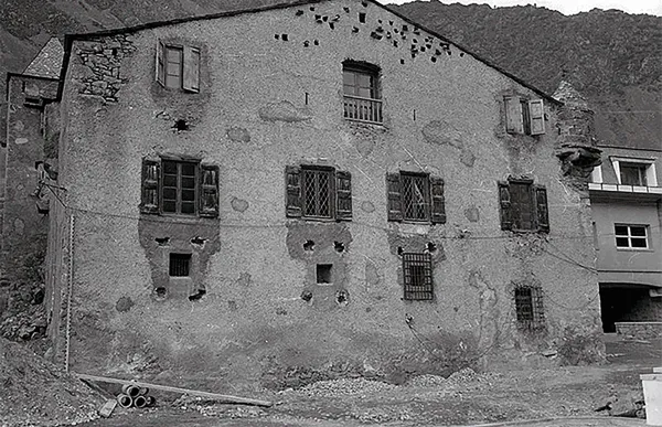 p. 18.1 Casa de la Vall