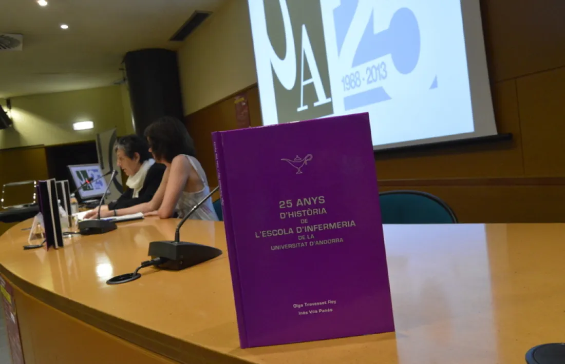 Les infermeres critiquen que no s’hagi comptat amb els col·legis