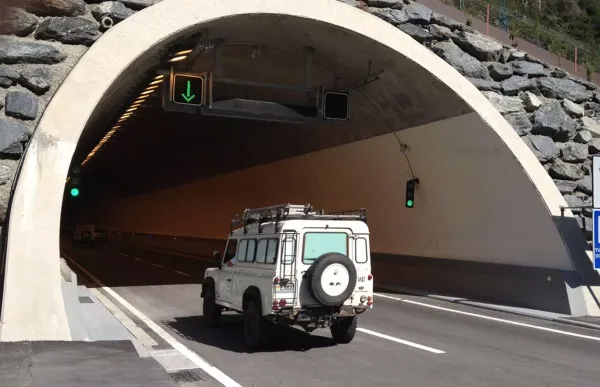 tunel avui