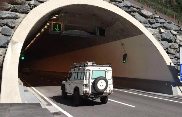 tunel avui