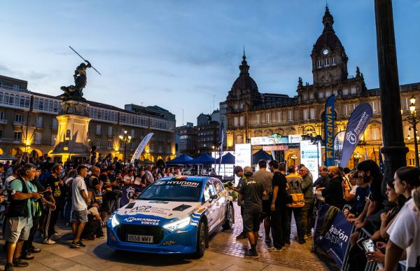 p. 29 joan vinyes ral·li terra de galicia foto fotoesport