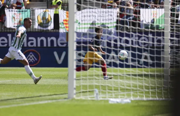 p. 28 FC Andorra - Facundo Santana