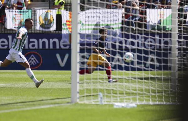 p. 28 FC Andorra - Facundo Santana