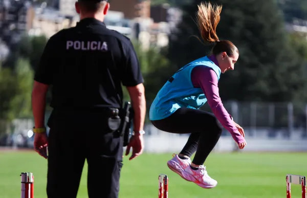 Alba Canal policia