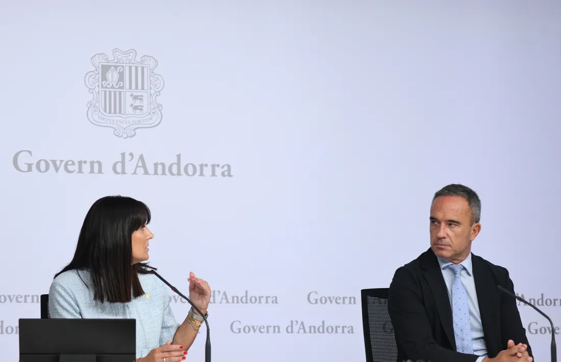Mònica Bonell i Alain Cabanes, a la presentació de les Beques ARA.
