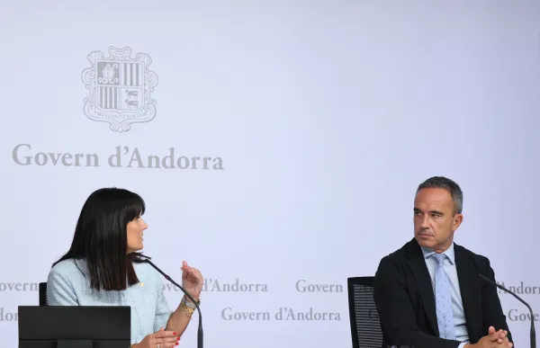 p. 29 presentació ara beques foto sfga ja viladot