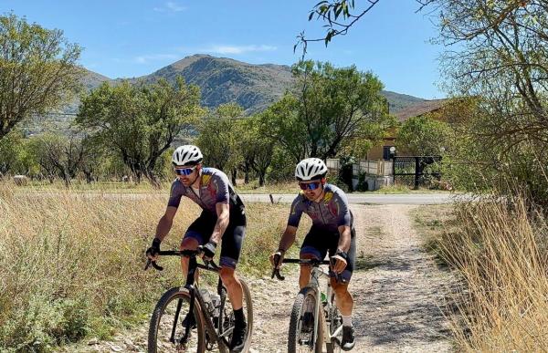 p. 29 xavi jove i oscar cabanas foto fac