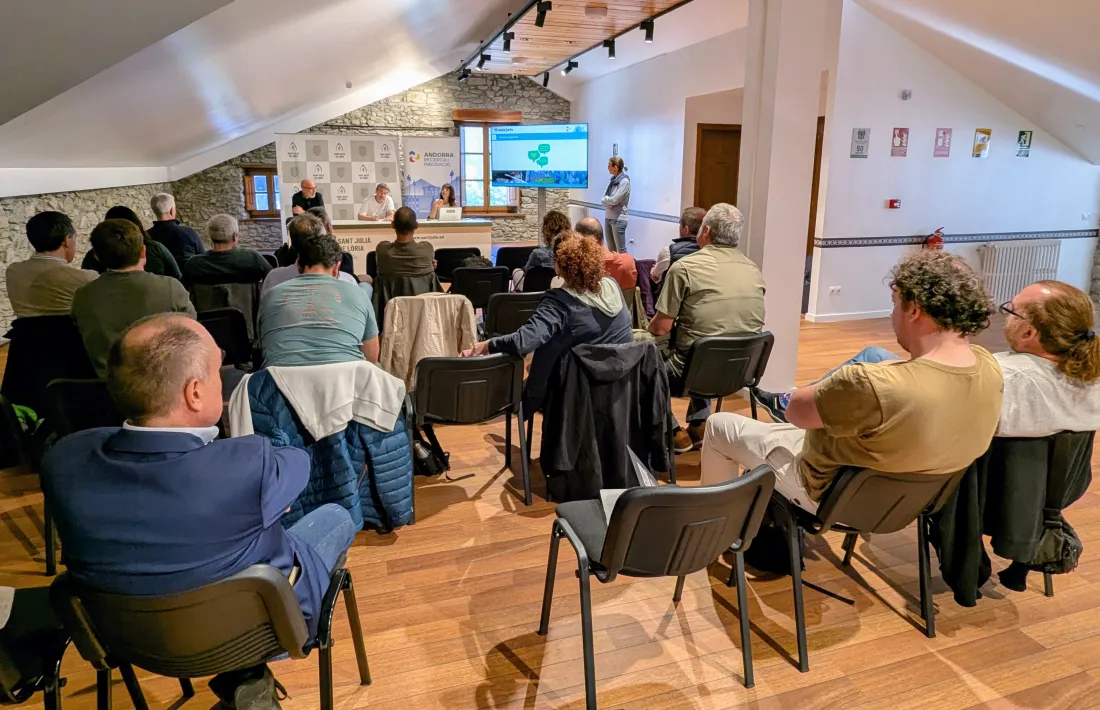 La trobada se celebra a la sala Sergi Mas de Sant Julià de Lòria.