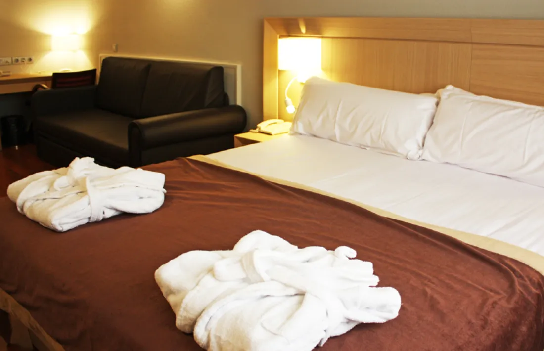 La UHA hauria estat més exigent en equiparar els apartaments i els hotels