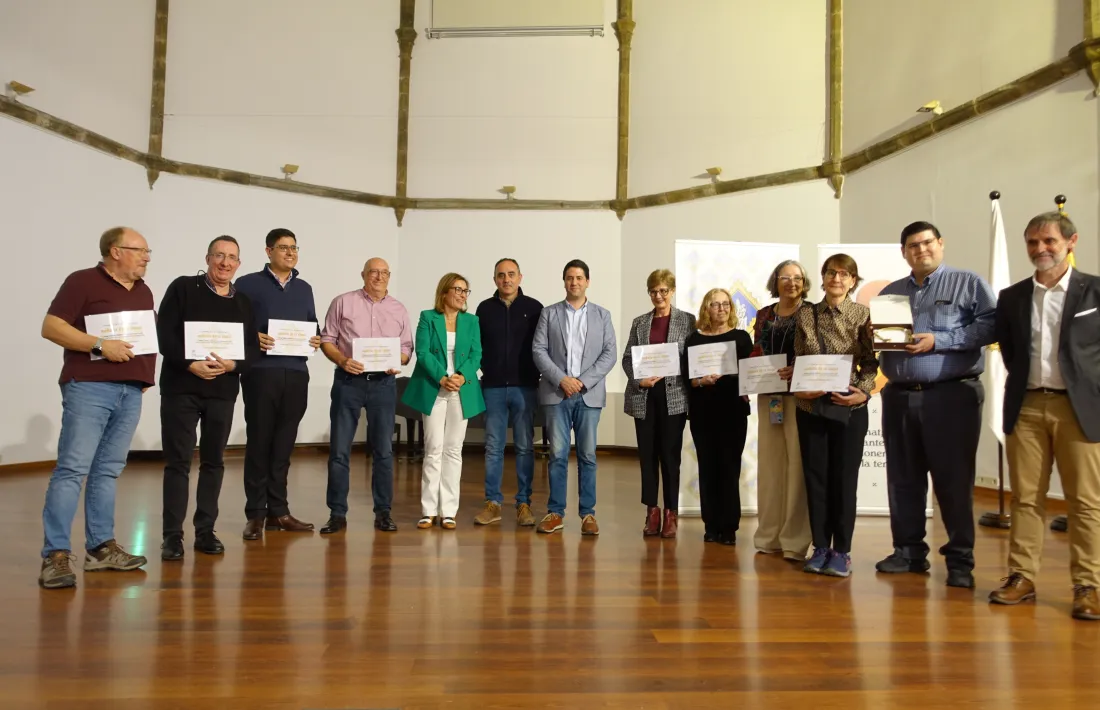        L’acte d’homenatge a Zulueta aplegava a Sant Domènec les dues branques de descendents. 