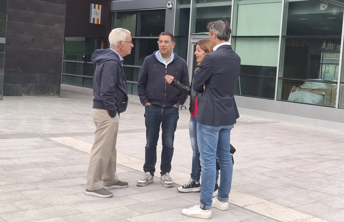 Els padrins es troben actualment a La Llacuna mentre acaben les obres de l’espai de la plaça del Poble.