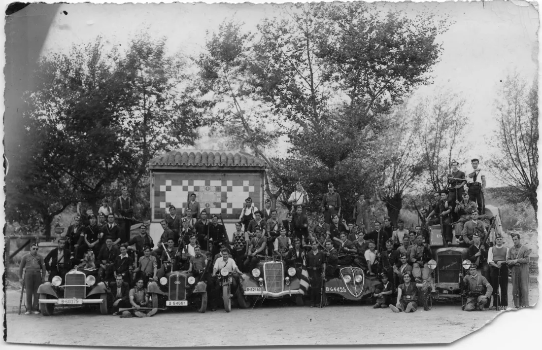 El comitè de la Seu a l'antic camp de futbol del Navarro, abans del maig del 1937.