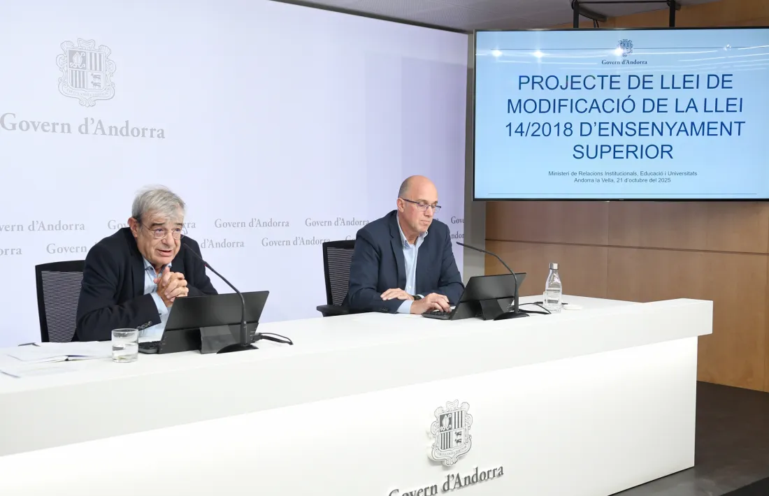 Baró i Campuzano van presentar ahir a la tarda la modificació de la llei i la nova estratègia.