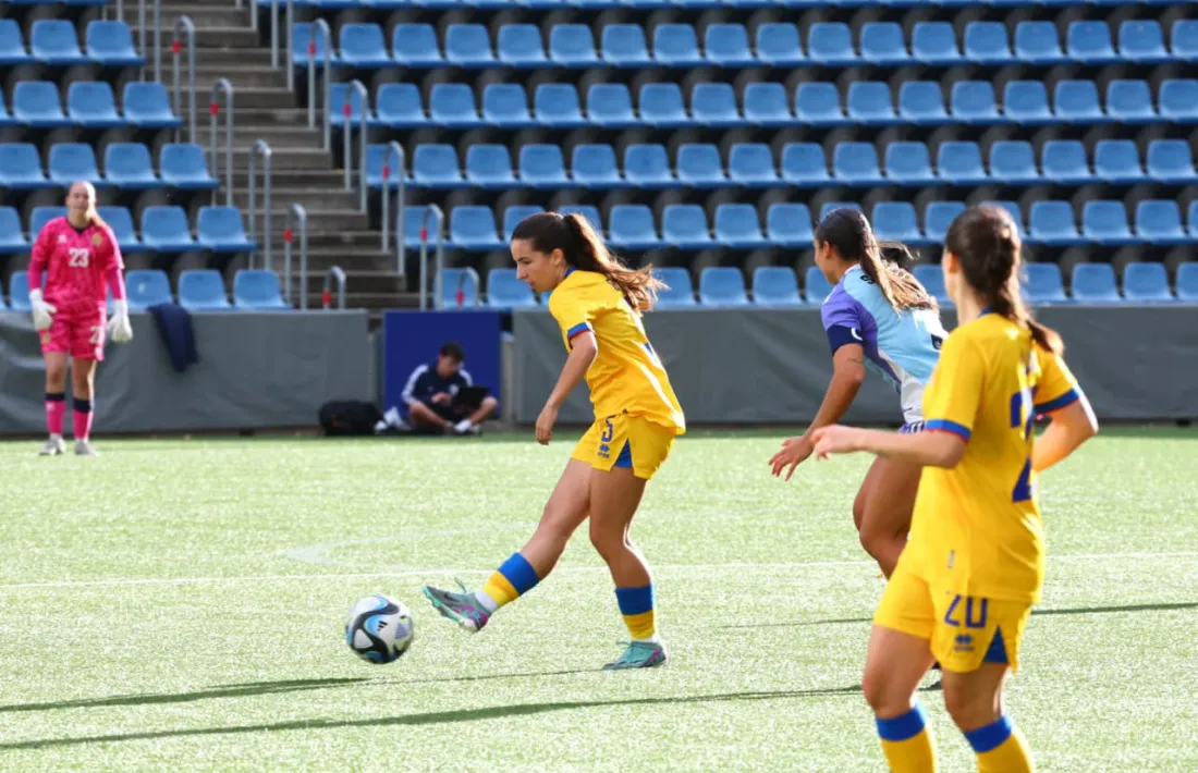 Èlia Quílez, debut amb l'absoluta.